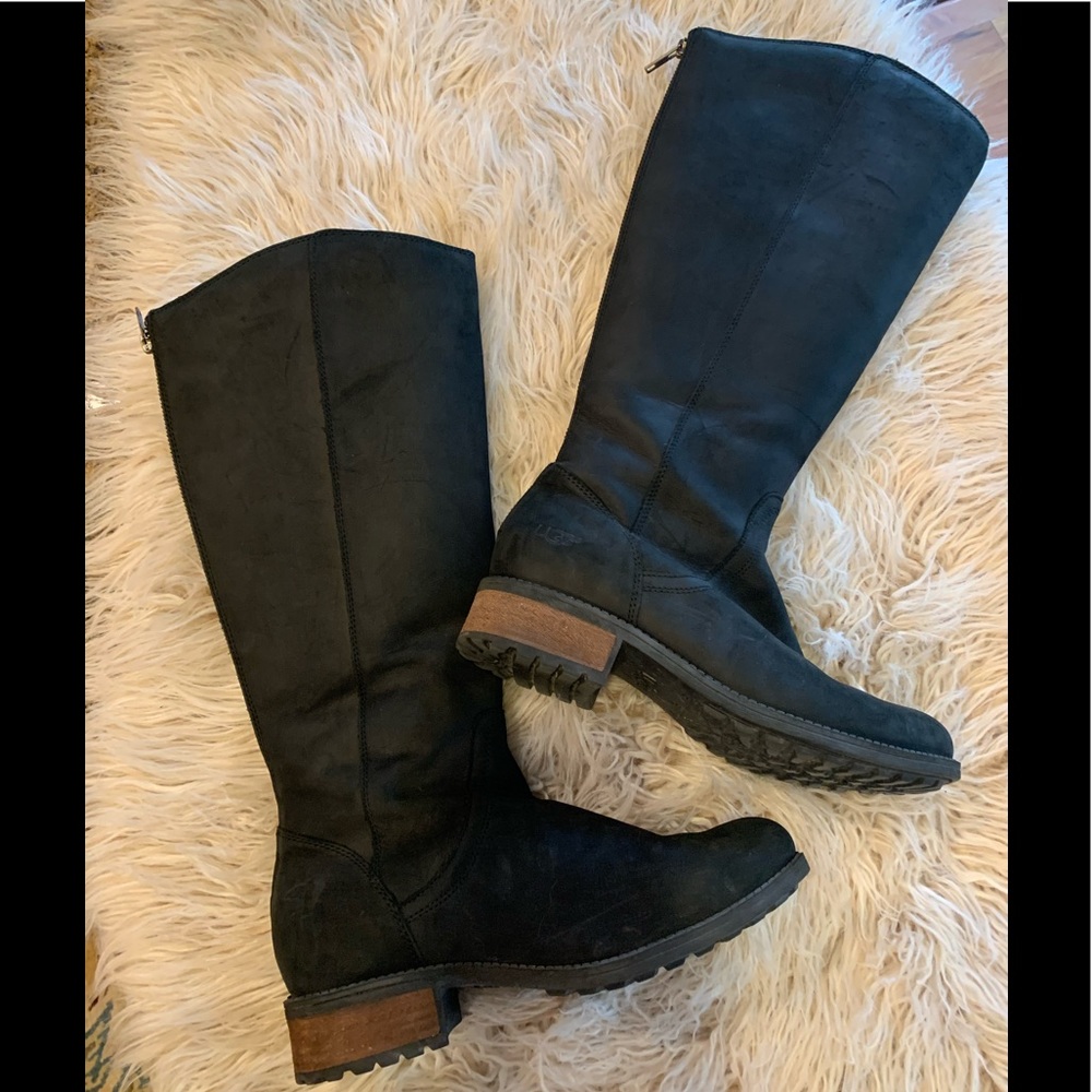 UGG TALL BLACK BOOT!!😍🎉